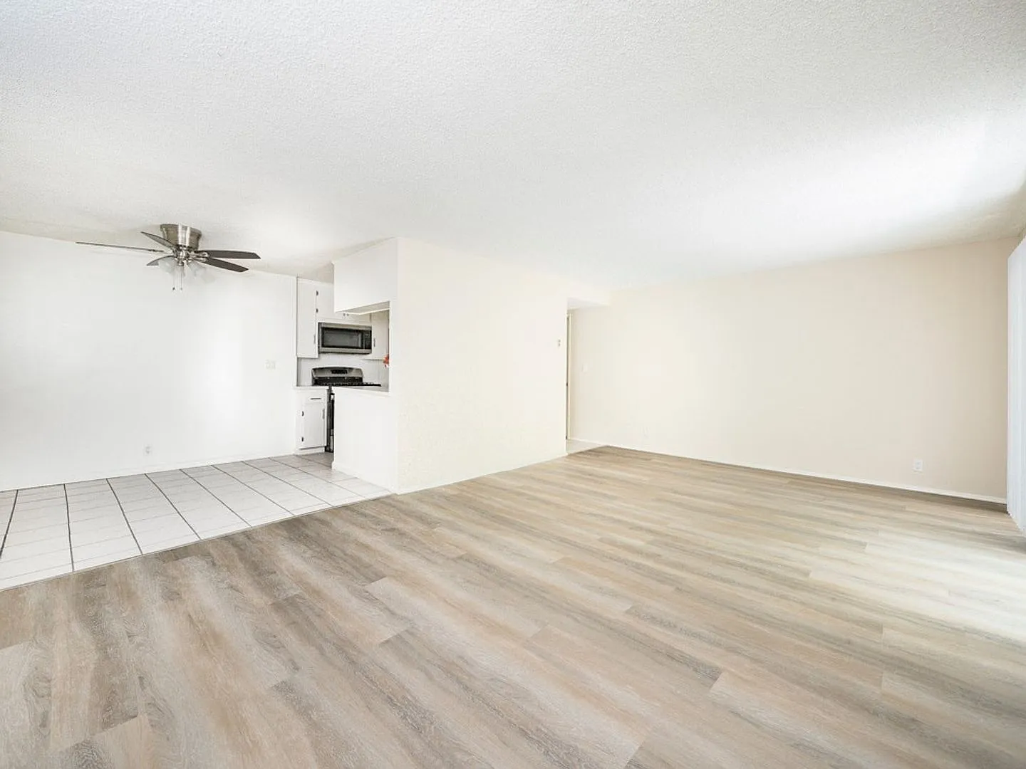 1641 Veteran Ave — Photo 2