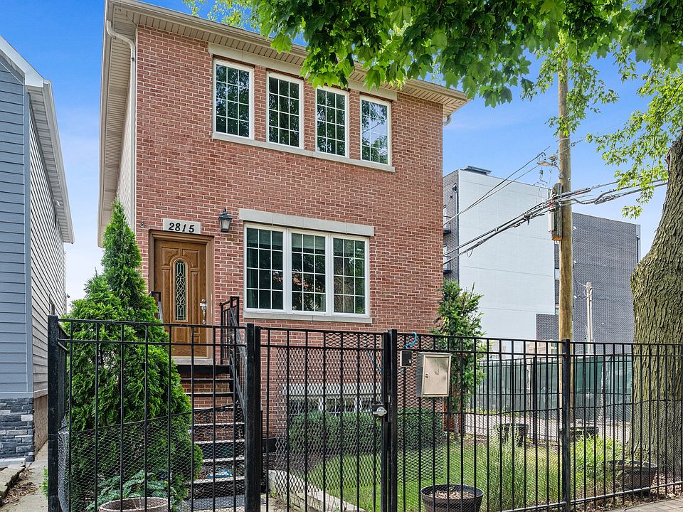1st image of 2815 N Maplewood Ave