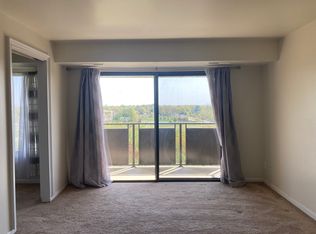 3100 S Manchester St APT 906, Falls Church, VA 22044