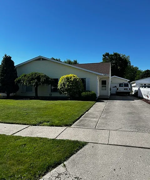 407 Brinker St — Photo 14