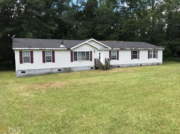 3402 Union Point Rd, Union Point, GA 30669