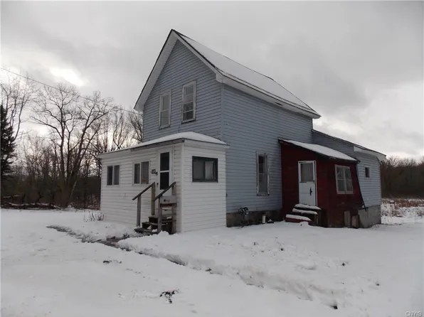 564 S Mechanic St, Carthage, NY 13619
