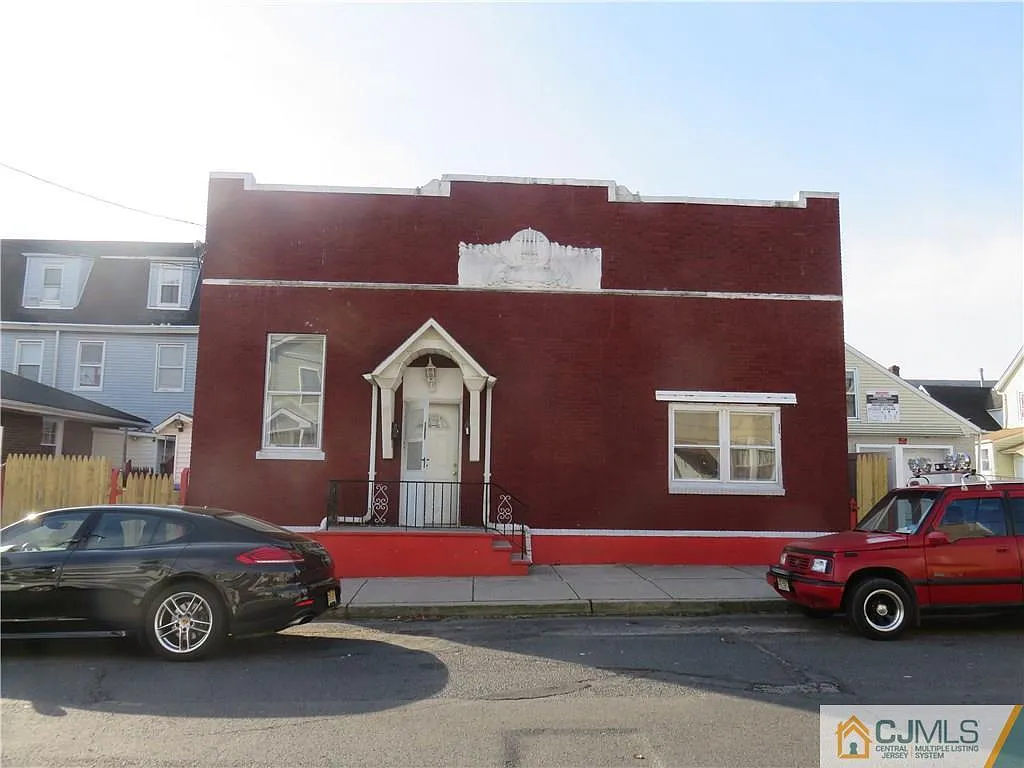 309 Lehigh Ave photo 1