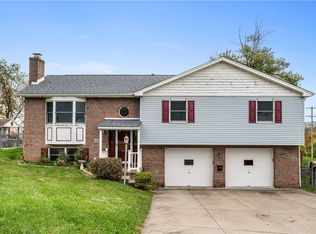 202 Beachview St, Houston, PA 15342