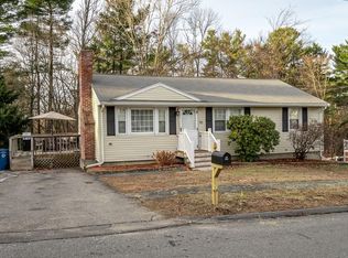 93 Rosewood Ave, Billerica, MA 01821