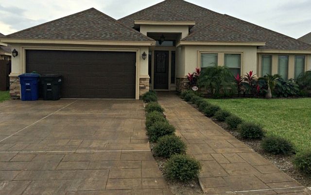 1st image of 4701 Zinnia Ave