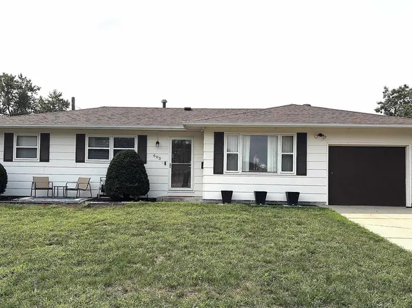 603 Burgess Rd, Yankton, SD 57078
