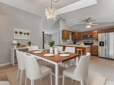 1011 Pond View Ct, Saint Paul, MN, 55127