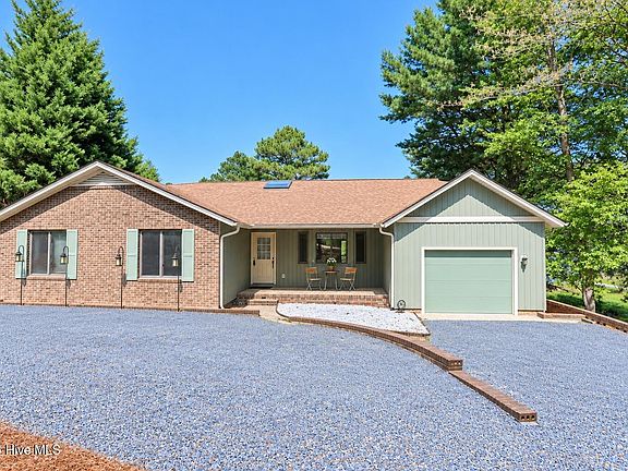 2nd image of 116 Shagbark Court