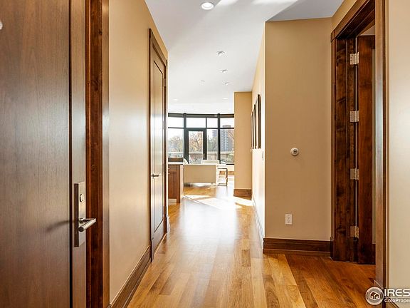 3rd image of 1077 Canyon Blvd #304