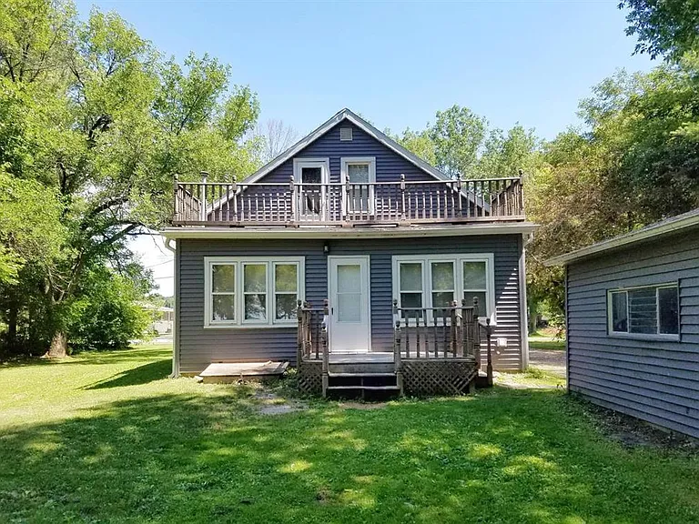 W7999 High Ridge Rd — Photo 3