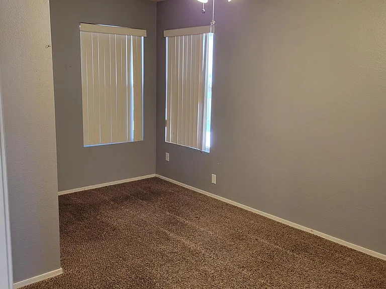 4953 W Oraibi Dr — Photo 11