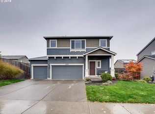 16072 SE Windswept Waters Dr, Damascus, OR 97089