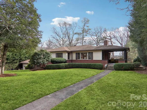 10 S Oak Forest Dr, Asheville, NC 28803