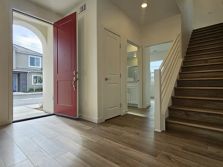 415 Willow Run Ln — Photo 14