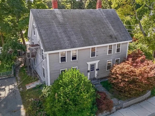 13 Hamilton St, Framingham, MA 01701