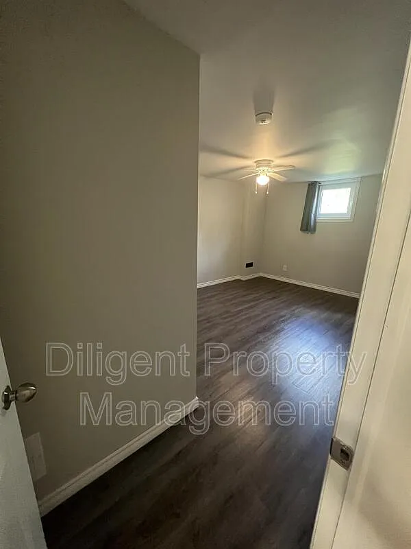 1 bed, 1.0 bath, 144 sqft, $700 — Photo 1