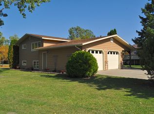 1406 16th St, International Falls, MN 56649