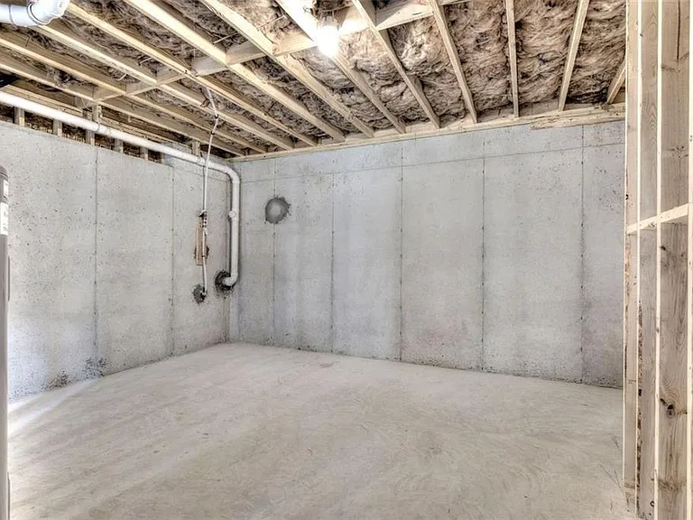 106 Belmont Ln — Photo 22