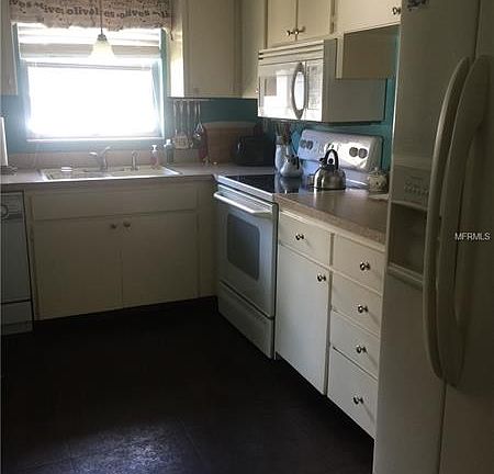2nd image of 3286 Gorse Ct