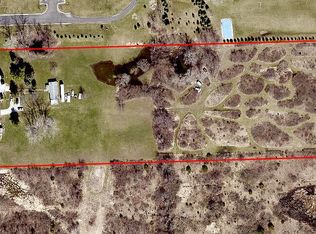 24800 Johns Rd, South Lyon, MI 48178