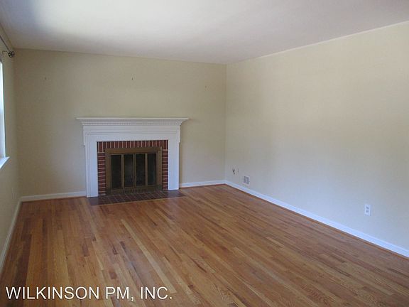 3rd image of 1213 N Quantico St