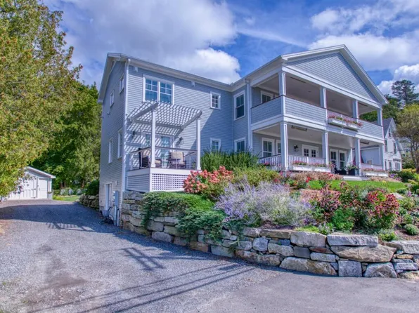 60 Union Street, Boothbay Harbor, ME 04538