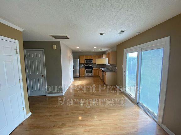 4th image of 5133 Avening Ct