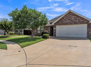 11209 Beechgrove Ct, Fort Worth, TX 76140