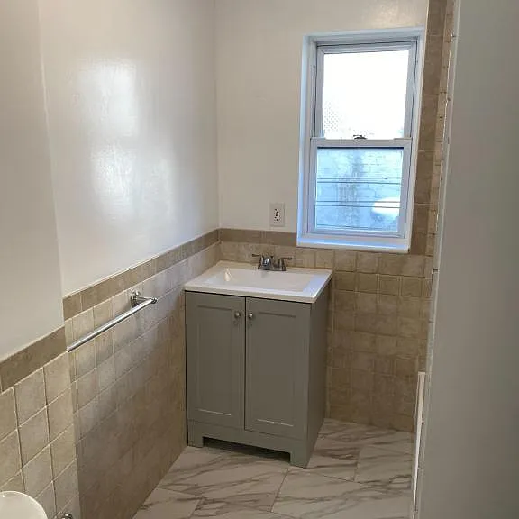 155 Lake Ave — Photo 8