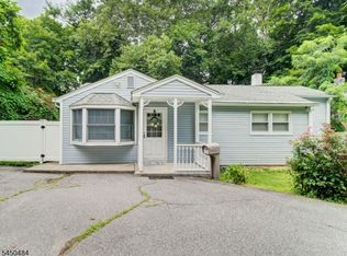 111 Boonton Ave, Butler, NJ 07405