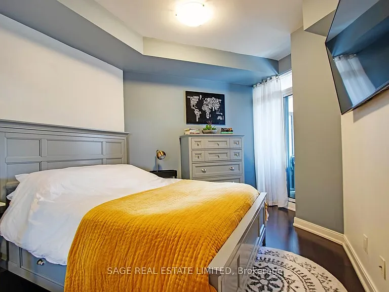 88 Broadway Ave #202 — Photo 15