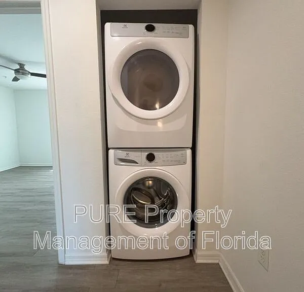 339 NE Sanchez Ave #103 — Photo 20
