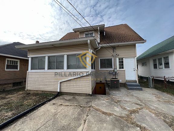 2nd image of 4139 Boulevard Pl