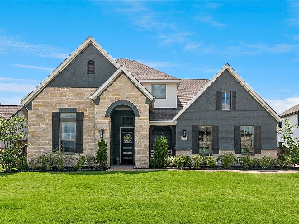 1st image of 914 Paradise Ln