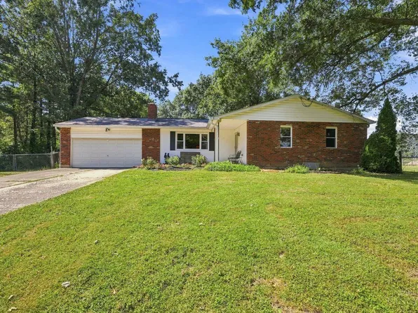 8757 Swigert Rd, Loveland, OH 45140