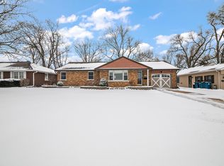 1224 W Hawkins St, Kankakee, IL 60901