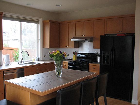 2nd image of 182 241st Pl SE