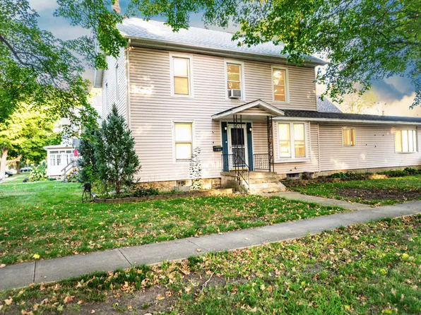 113 W Elm St, Fairbury, IL 61739