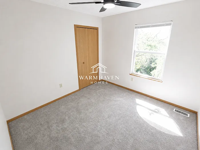 1113 Smithfarm Ave — Photo 2