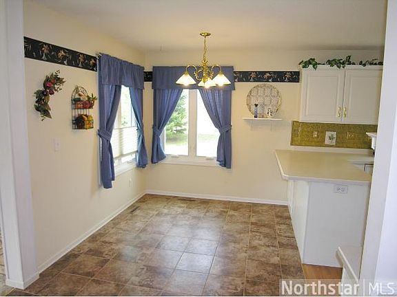 3rd image of 1500 Carleton Dr #1500
