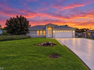 19005 Tampa Rd S, Fort Myers, FL 33967