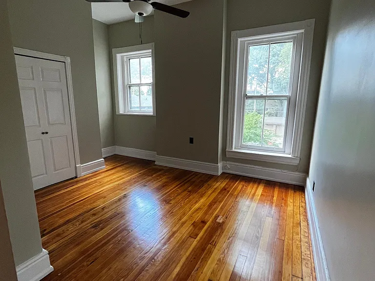 1229 S 6th St #3 — Photo 3