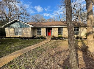 15709 Whites Creek Ln, College Station, TX 77845