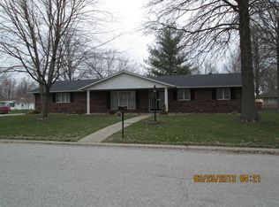 104 W Poos Dr, New Baden, IL