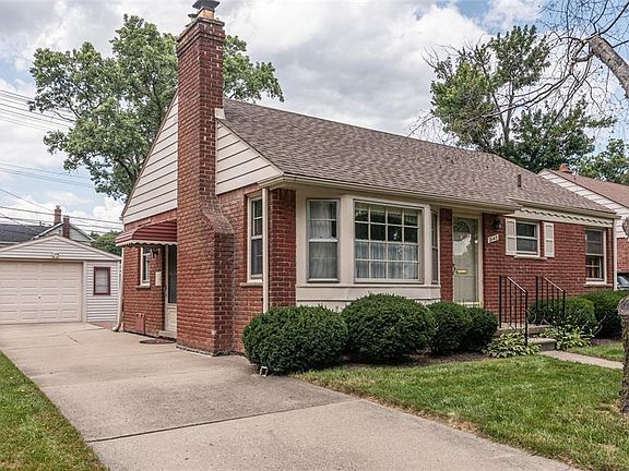 2nd image of 2143 Ellwood Ave