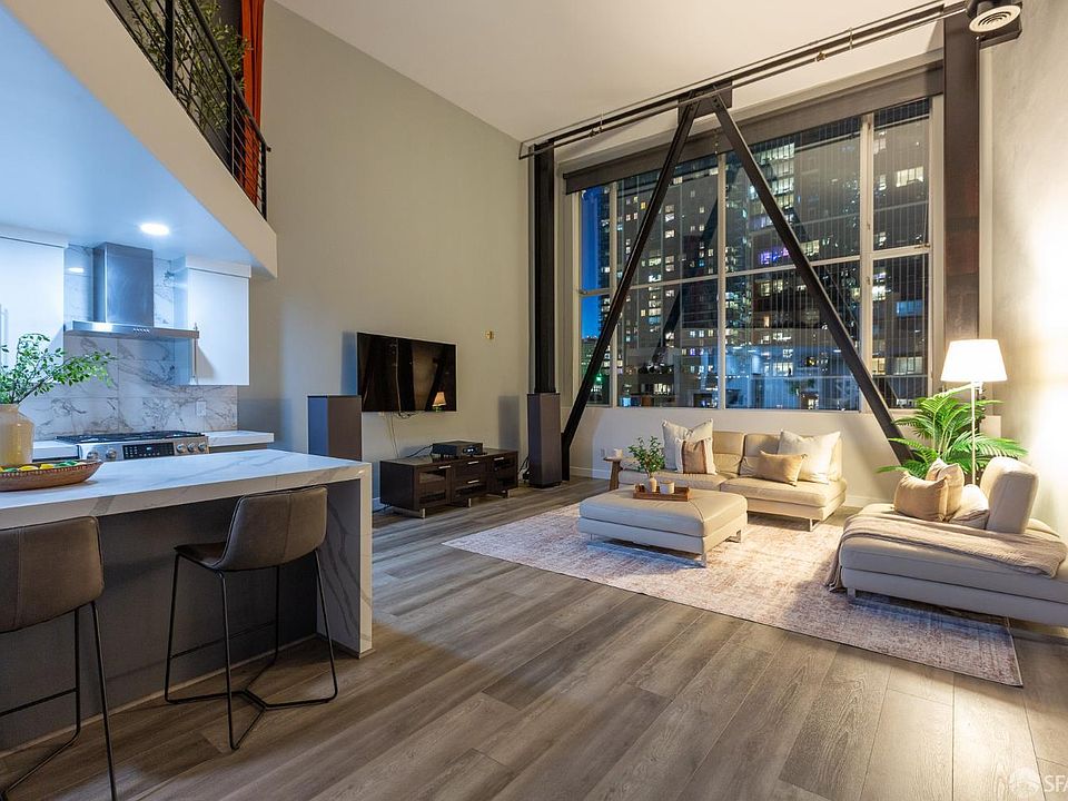 1st image of 346 1st St APT 305