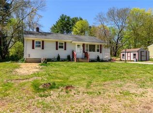 23 Pomfret Landing Rd, Brooklyn, CT 06234