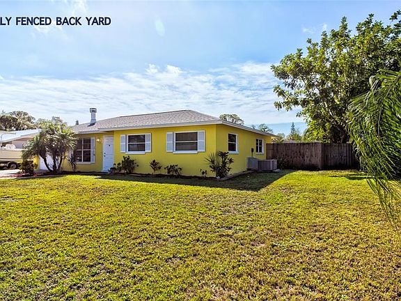 2nd image of 5378 Winewood Dr