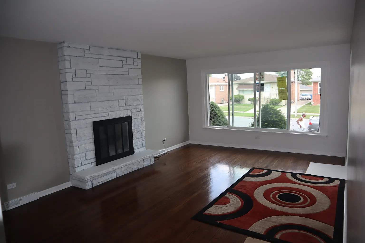556 Calhoun Ave photo 1